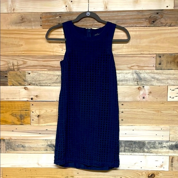 Banana Republic size 00 Petite Navy Blue Sleeveless Lightweight Crewneck Dress - Picture 1 of 8